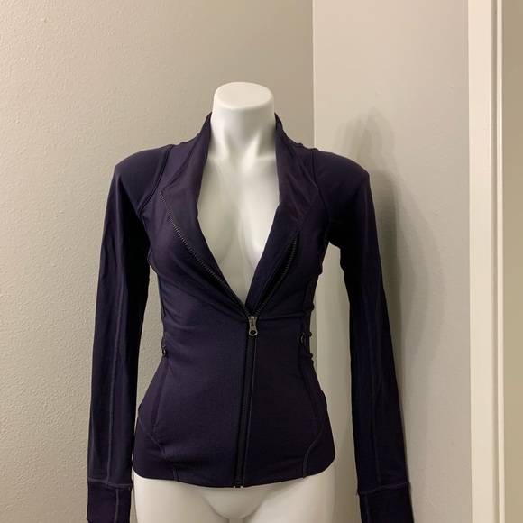 Lululemon Jacket - Picture 5 of 5